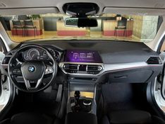 BMW 320I 2.0 MODERN 16V TURBO 2019/2020 GRIFFCAR MULTIMARCAS DOIS IRMÃOS / Carros no Vale