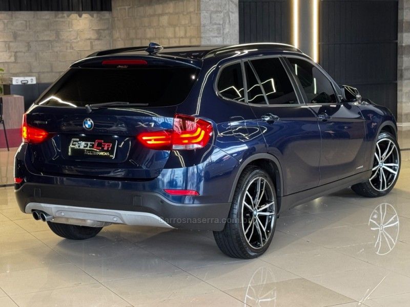BMW X1 2.0 SDRIVE20I GP PLUS 16V TURBO 2015/2015 GRIFFCAR MULTIMARCAS DOIS IRMÃOS / Carros no Vale BMW X1 2.0 SDRIVE20I GP PLUS 16V TURBO 2015/2015 GRIFFCAR MULTIMARCAS DOIS IRMÃOS / Carros no Vale