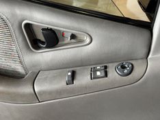 CHEVROLET S10 4.3 SFI DLX 4X2 CE V6 12V 1996/1997 GRIFFCAR MULTIMARCAS DOIS IRMÃOS / Carros no Vale