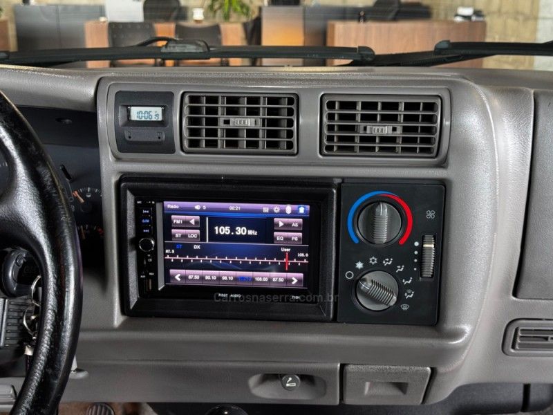 CHEVROLET S10 4.3 SFI DLX 4X2 CE V6 12V 1996/1997 GRIFFCAR MULTIMARCAS DOIS IRMÃOS / Carros no Vale CHEVROLET S10 4.3 SFI DLX 4X2 CE V6 12V 1996/1997 GRIFFCAR MULTIMARCAS DOIS IRMÃOS / Carros no Vale