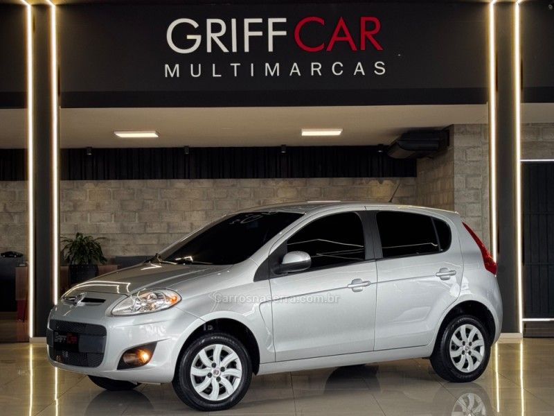 FIAT PALIO 1.4 EVO ATTRACTIVE ITALIA 8V 2012/2013 GRIFFCAR MULTIMARCAS DOIS IRMÃOS / Carros no Vale