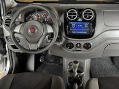 FIAT PALIO 1.4 EVO ATTRACTIVE ITALIA 8V 2012/2013 GRIFFCAR MULTIMARCAS DOIS IRMÃOS / Carros no Vale