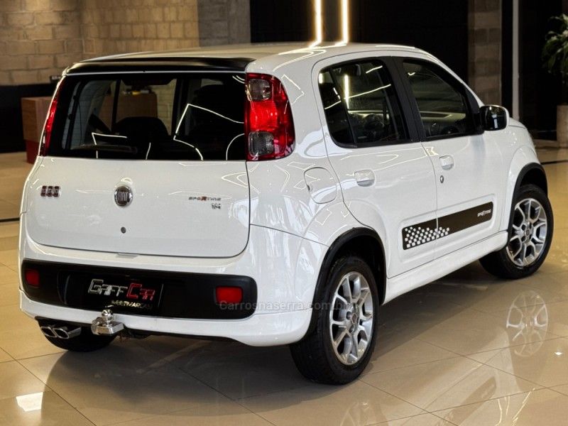 FIAT UNO 1.4 SPORTING 8V 2012/2013 GRIFFCAR MULTIMARCAS DOIS IRMÃOS / Carros no Vale