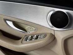 MERCEDES-BENZ C 180 1.6 CGI 16V TURBO 2014/2015 GRIFFCAR MULTIMARCAS DOIS IRMÃOS / Carros no Vale