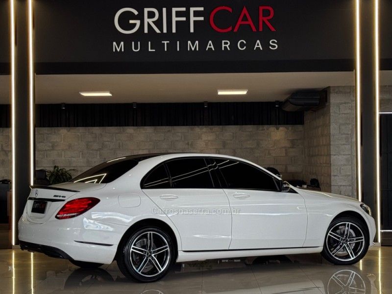 MERCEDES-BENZ C 180 1.6 CGI 16V TURBO 2014/2015 GRIFFCAR MULTIMARCAS DOIS IRMÃOS / Carros no Vale MERCEDES-BENZ C 180 1.6 CGI 16V TURBO 2014/2015 GRIFFCAR MULTIMARCAS DOIS IRMÃOS / Carros no Vale