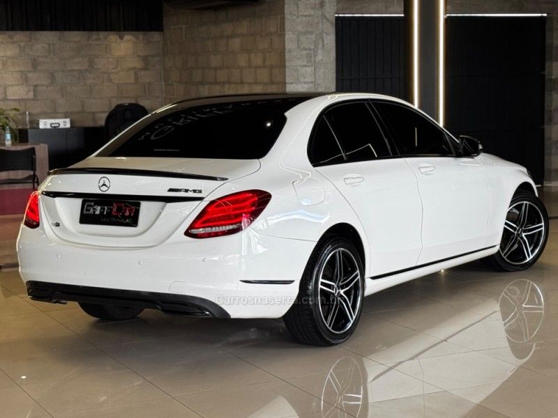 MERCEDES-BENZ C 180 1.6 CGI 16V TURBO 2014/2015 GRIFFCAR MULTIMARCAS DOIS IRMÃOS / Carros no Vale MERCEDES-BENZ C 180 1.6 CGI 16V TURBO 2014/2015 GRIFFCAR MULTIMARCAS DOIS IRMÃOS / Carros no Vale