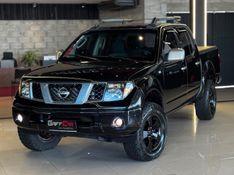 NISSAN FRONTIER 2.5 SE ATTACK 4X4 CD TURBO ELETRONIC 2012/2013 GRIFFCAR MULTIMARCAS DOIS IRMÃOS / Carros no Vale