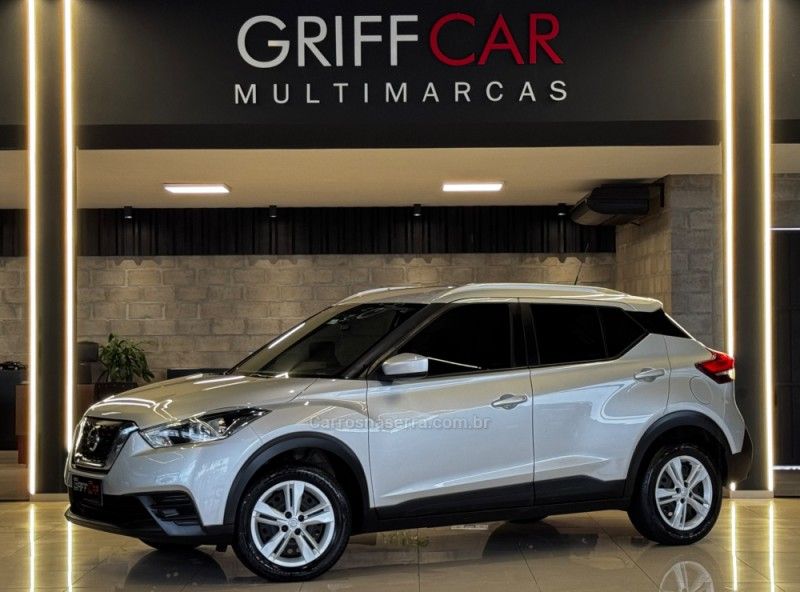 NISSAN KICKS 1.6 16V S 2019/2020 GRIFFCAR MULTIMARCAS DOIS IRMÃOS / Carros no Vale NISSAN KICKS 1.6 16V S 2019/2020 GRIFFCAR MULTIMARCAS DOIS IRMÃOS / Carros no Vale
