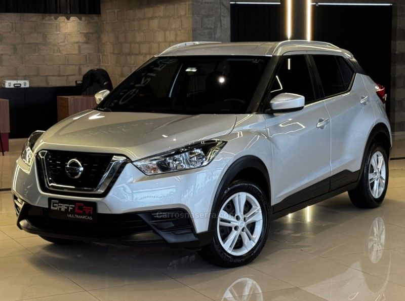 NISSAN KICKS 1.6 16V S 2019/2020 GRIFFCAR MULTIMARCAS DOIS IRMÃOS / Carros no Vale NISSAN KICKS 1.6 16V S 2019/2020 GRIFFCAR MULTIMARCAS DOIS IRMÃOS / Carros no Vale