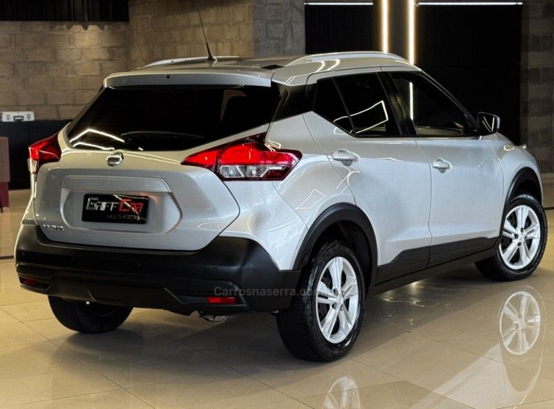 NISSAN KICKS 1.6 16V S 2019/2020 GRIFFCAR MULTIMARCAS DOIS IRMÃOS / Carros no Vale NISSAN KICKS 1.6 16V S 2019/2020 GRIFFCAR MULTIMARCAS DOIS IRMÃOS / Carros no Vale