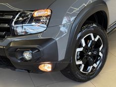 RENAULT DUSTER OROCH 1.3 TCE OUTSIDER 2023/2024 GRIFFCAR MULTIMARCAS DOIS IRMÃOS / Carros no Vale