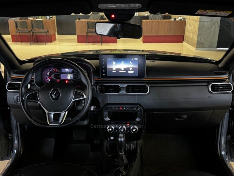 RENAULT DUSTER OROCH 1.3 TCE OUTSIDER 2023/2024 GRIFFCAR MULTIMARCAS DOIS IRMÃOS / Carros no Vale