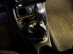 RENAULT DUSTER OROCH 1.3 TCE OUTSIDER 2023/2024 GRIFFCAR MULTIMARCAS DOIS IRMÃOS / Carros no Vale