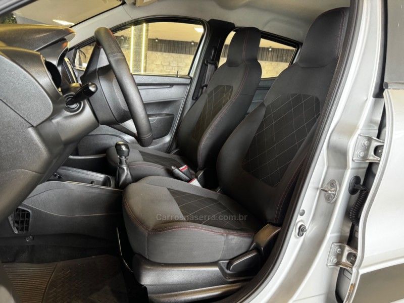 RENAULT KWID 1.0 12V SCE ZEN 2021/2022 GRIFFCAR MULTIMARCAS DOIS IRMÃOS / Carros no Vale RENAULT KWID 1.0 12V SCE ZEN 2021/2022 GRIFFCAR MULTIMARCAS DOIS IRMÃOS / Carros no Vale