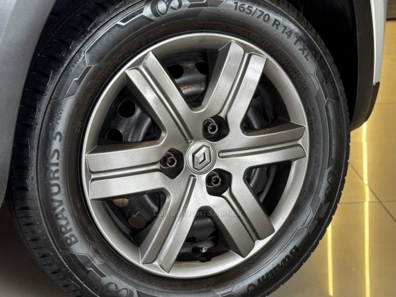 RENAULT KWID 1.0 12V SCE ZEN 2021/2022 GRIFFCAR MULTIMARCAS DOIS IRMÃOS / Carros no Vale RENAULT KWID 1.0 12V SCE ZEN 2021/2022 GRIFFCAR MULTIMARCAS DOIS IRMÃOS / Carros no Vale