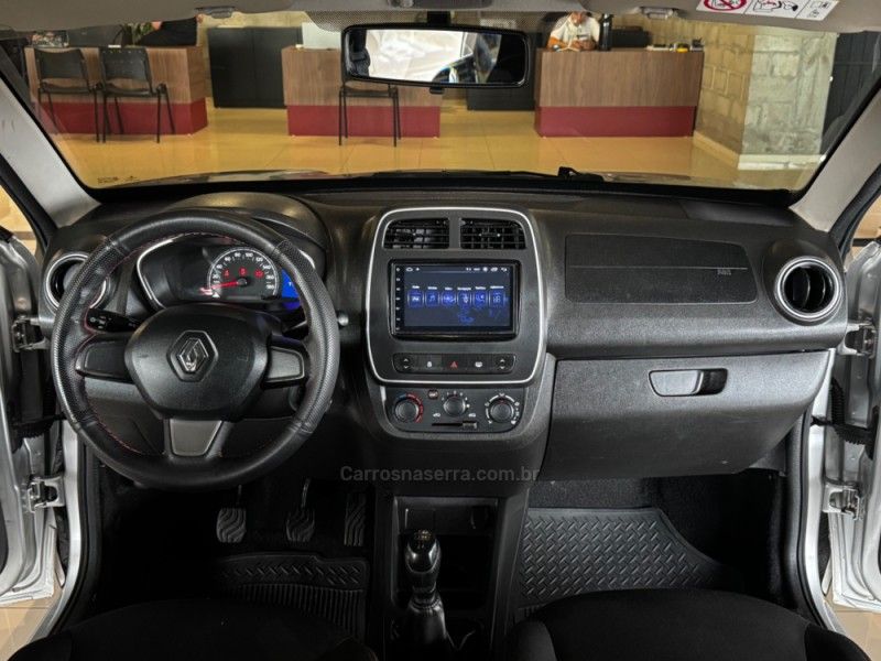 RENAULT KWID 1.0 12V SCE ZEN 2021/2022 GRIFFCAR MULTIMARCAS DOIS IRMÃOS / Carros no Vale RENAULT KWID 1.0 12V SCE ZEN 2021/2022 GRIFFCAR MULTIMARCAS DOIS IRMÃOS / Carros no Vale