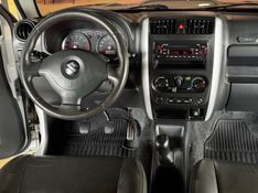 SUZUKI JIMNY 1.3 4SPORT 4X4 16V 2014/2015 GRIFFCAR MULTIMARCAS DOIS IRMÃOS / Carros no Vale