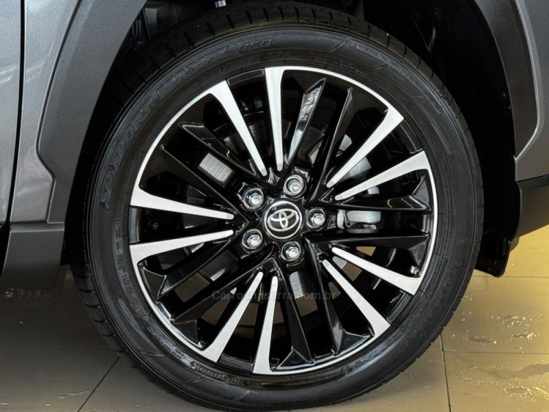 TOYOTA COROLLA 1.8 CROSS XRX 16V HÍBRIDO 2025/2026 GRIFFCAR MULTIMARCAS DOIS IRMÃOS / Carros no Vale TOYOTA COROLLA 1.8 CROSS XRX 16V HÍBRIDO 2025/2026 GRIFFCAR MULTIMARCAS DOIS IRMÃOS / Carros no Vale