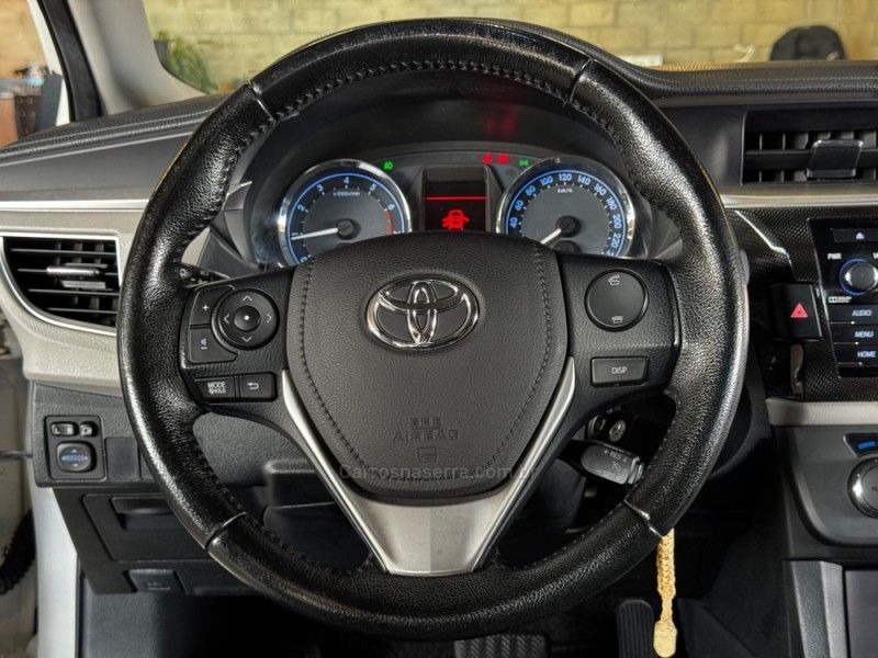 TOYOTA COROLLA 2.0 XEI 16V 2015/2016 GRIFFCAR MULTIMARCAS DOIS IRMÃOS / Carros no Vale TOYOTA COROLLA 2.0 XEI 16V 2015/2016 GRIFFCAR MULTIMARCAS DOIS IRMÃOS / Carros no Vale