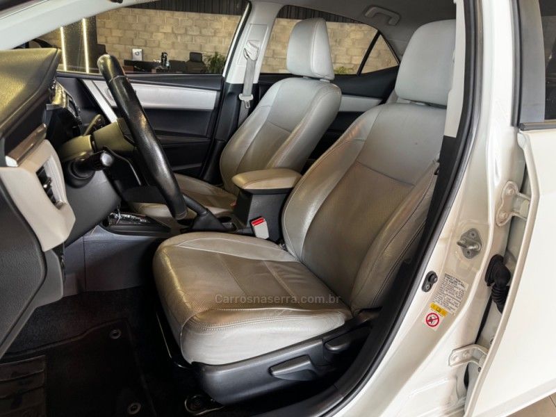 TOYOTA COROLLA 2.0 XEI 16V 2015/2016 GRIFFCAR MULTIMARCAS DOIS IRMÃOS / Carros no Vale TOYOTA COROLLA 2.0 XEI 16V 2015/2016 GRIFFCAR MULTIMARCAS DOIS IRMÃOS / Carros no Vale