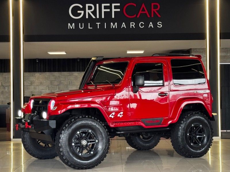 TROLLER T4 3.2 TGV 4X4 16V TURBO 2013/2014 GRIFFCAR MULTIMARCAS DOIS IRMÃOS / Carros no Vale TROLLER T4 3.2 TGV 4X4 16V TURBO 2013/2014 GRIFFCAR MULTIMARCAS DOIS IRMÃOS / Carros no Vale