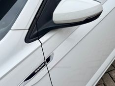 VOLKSWAGEN POLO 1.0200 TSI HIGHLINE 2019/2020 GRIFFCAR MULTIMARCAS DOIS IRMÃOS / Carros no Vale