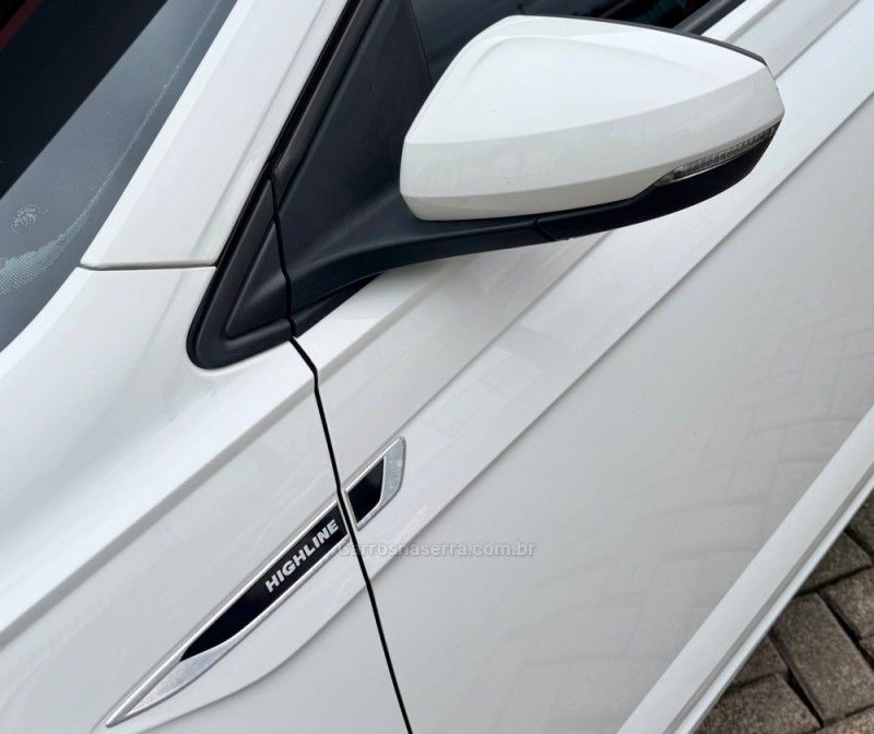 VOLKSWAGEN POLO 1.0200 TSI HIGHLINE 2019/2020 GRIFFCAR MULTIMARCAS DOIS IRMÃOS / Carros no Vale VOLKSWAGEN POLO 1.0200 TSI HIGHLINE 2019/2020 GRIFFCAR MULTIMARCAS DOIS IRMÃOS / Carros no Vale