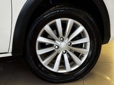 VOLKSWAGEN SAVEIRO 1.6 MI TRENDLINE CE 8V 2015/2016 GRIFFCAR MULTIMARCAS DOIS IRMÃOS / Carros no Vale