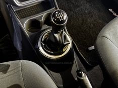 VOLKSWAGEN SAVEIRO 1.6 MI TRENDLINE CE 8V 2015/2016 GRIFFCAR MULTIMARCAS DOIS IRMÃOS / Carros no Vale