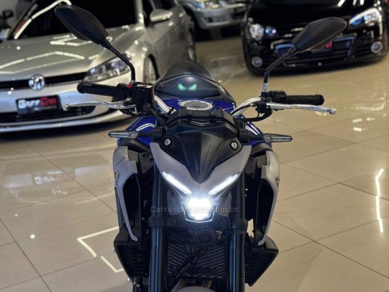 YAMAHA MT 03 ABS 2022/2022 GRIFFCAR MULTIMARCAS DOIS IRMÃOS / Carros no Vale YAMAHA MT 03 ABS 2022/2022 GRIFFCAR MULTIMARCAS DOIS IRMÃOS / Carros no Vale
