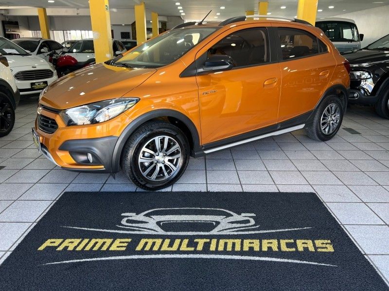 CHEVROLET ONIX 1.4 MPFI ACTIV 8V 2017/2017 PRIME MULTIMARCAS CAXIAS DO SUL / Carros no Vale