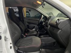RENAULT KWID 1.0 12V SCE ZEN 2023/2024 PRIME MULTIMARCAS CAXIAS DO SUL / Carros no Vale