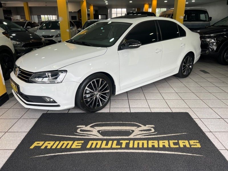 VOLKSWAGEN JETTA 1.4 16V TSI TRENDLINE 2017/2017 PRIME MULTIMARCAS CAXIAS DO SUL / Carros no Vale VOLKSWAGEN JETTA 1.4 16V TSI TRENDLINE 2017/2017 PRIME MULTIMARCAS CAXIAS DO SUL / Carros no Vale