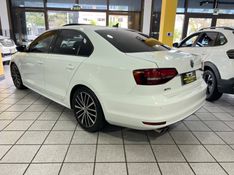 VOLKSWAGEN JETTA 1.4 16V TSI TRENDLINE 2017/2017 PRIME MULTIMARCAS CAXIAS DO SUL / Carros no Vale