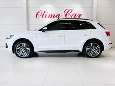 AUDI Q5 2.0 TSFI QUATTRO S TRONIC 16V 2018/2018 ÓTIMA CAR FLORES DA CUNHA / Carros no Vale