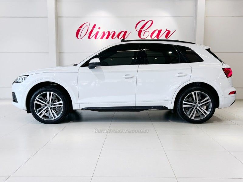 AUDI Q5 2.0 TSFI QUATTRO S TRONIC 16V 2018/2018 ÓTIMA CAR FLORES DA CUNHA / Carros no Vale AUDI Q5 2.0 TSFI QUATTRO S TRONIC 16V 2018/2018 ÓTIMA CAR FLORES DA CUNHA / Carros no Vale