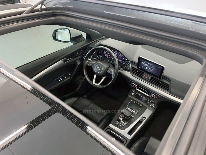 AUDI Q5 2.0 TSFI QUATTRO S TRONIC 16V 2018/2018 ÓTIMA CAR FLORES DA CUNHA / Carros no Vale AUDI Q5 2.0 TSFI QUATTRO S TRONIC 16V 2018/2018 ÓTIMA CAR FLORES DA CUNHA / Carros no Vale