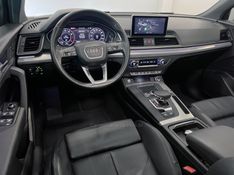 AUDI Q5 2.0 TSFI QUATTRO S TRONIC 16V 2018/2018 ÓTIMA CAR FLORES DA CUNHA / Carros no Vale