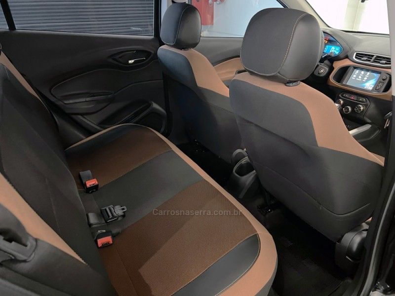 CHEVROLET ONIX 1.4 MPFI ACTIV 8V 2017/2018 ÓTIMA CAR FLORES DA CUNHA / Carros no Vale