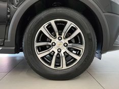 CHEVROLET ONIX 1.4 MPFI ACTIV 8V 2017/2018 ÓTIMA CAR FLORES DA CUNHA / Carros no Vale
