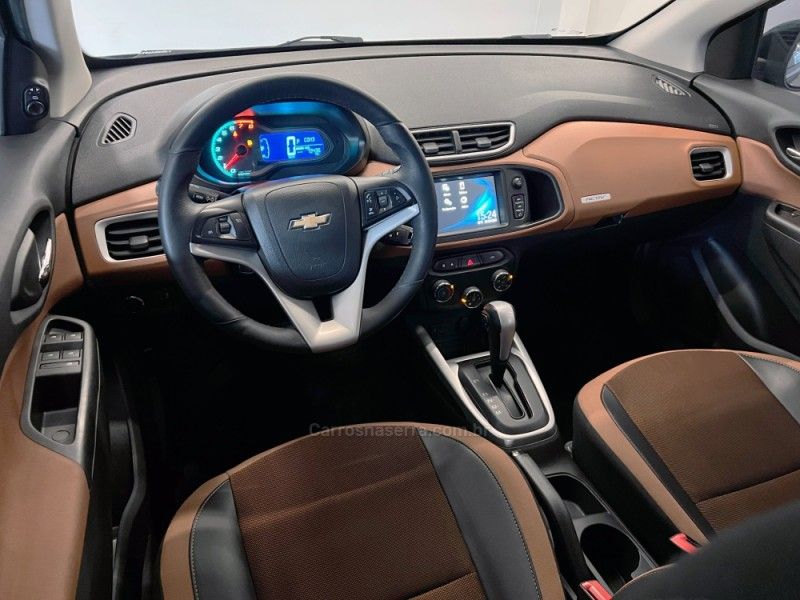CHEVROLET ONIX 1.4 MPFI ACTIV 8V 2017/2018 ÓTIMA CAR FLORES DA CUNHA / Carros no Vale
