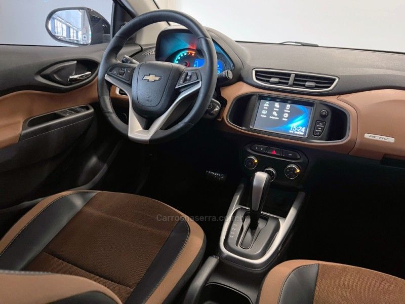 CHEVROLET ONIX 1.4 MPFI ACTIV 8V 2017/2018 ÓTIMA CAR FLORES DA CUNHA / Carros no Vale