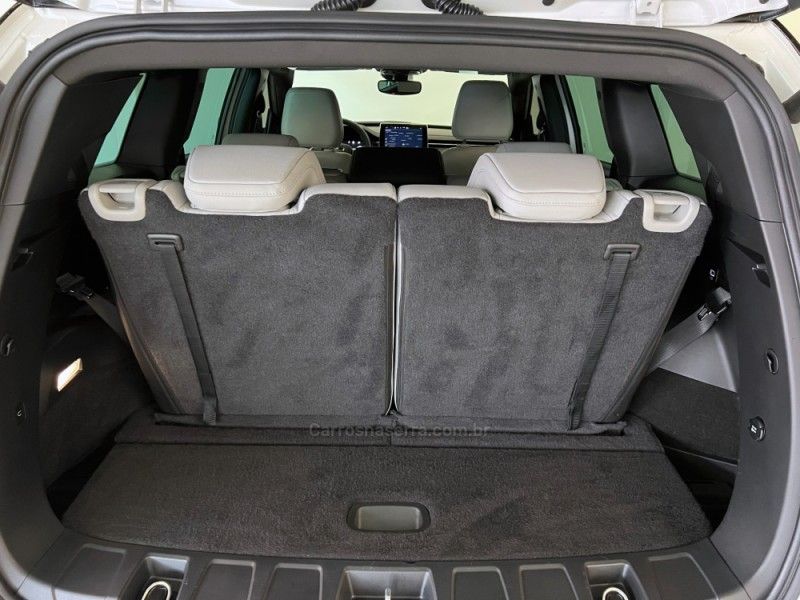 JEEP COMMANDER 1.3 LIMITED T270 16V 4X2 TURBO 2021/2022 ÓTIMA CAR FLORES DA CUNHA / Carros no Vale JEEP COMMANDER 1.3 LIMITED T270 16V 4X2 TURBO 2021/2022 ÓTIMA CAR FLORES DA CUNHA / Carros no Vale