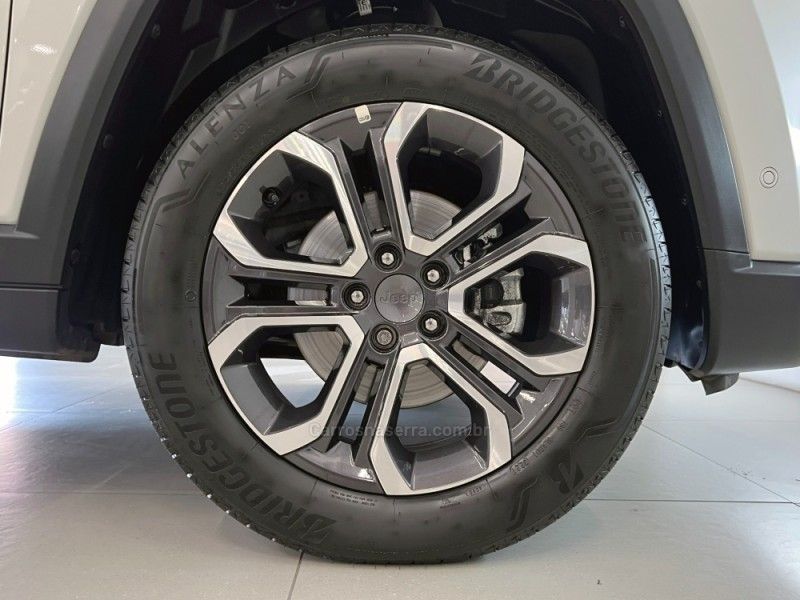 JEEP COMMANDER 1.3 LIMITED T270 16V 4X2 TURBO 2021/2022 ÓTIMA CAR FLORES DA CUNHA / Carros no Vale JEEP COMMANDER 1.3 LIMITED T270 16V 4X2 TURBO 2021/2022 ÓTIMA CAR FLORES DA CUNHA / Carros no Vale