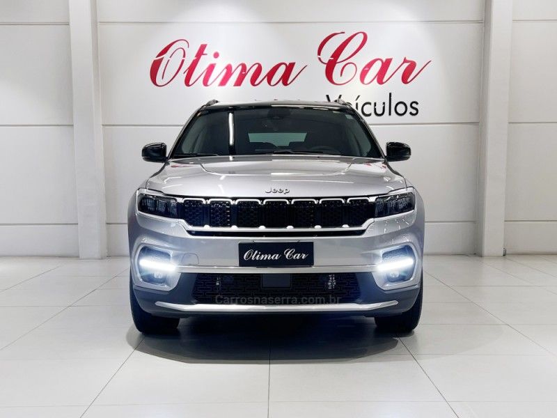 JEEP COMMANDER 1.3 LONGITUDE T270 16V 4X2 TURBO 2024/2025 ÓTIMA CAR FLORES DA CUNHA / Carros no Vale