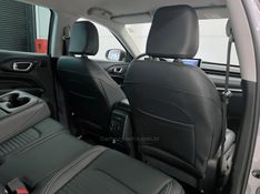 JEEP COMMANDER 1.3 LONGITUDE T270 16V 4X2 TURBO 2024/2025 ÓTIMA CAR FLORES DA CUNHA / Carros no Vale