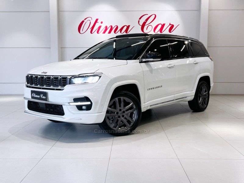 JEEP COMMANDER 2.0 OVERLAND HURRICANE 4X4 TURBO 2024/2025 ÓTIMA CAR FLORES DA CUNHA / Carros no Vale JEEP COMMANDER 2.0 OVERLAND HURRICANE 4X4 TURBO 2024/2025 ÓTIMA CAR FLORES DA CUNHA / Carros no Vale