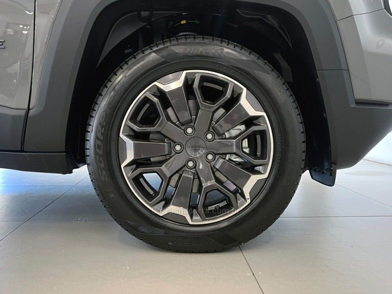 JEEP RENEGADE 1.3 16V ALTITUDE T270 TURBO 2026/2027 ÓTIMA CAR FLORES DA CUNHA / Carros no Vale