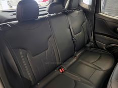 JEEP RENEGADE 1.3 16V LONGITUDE T270 TURBO 4X2 2026/2027 ÓTIMA CAR FLORES DA CUNHA / Carros no Vale