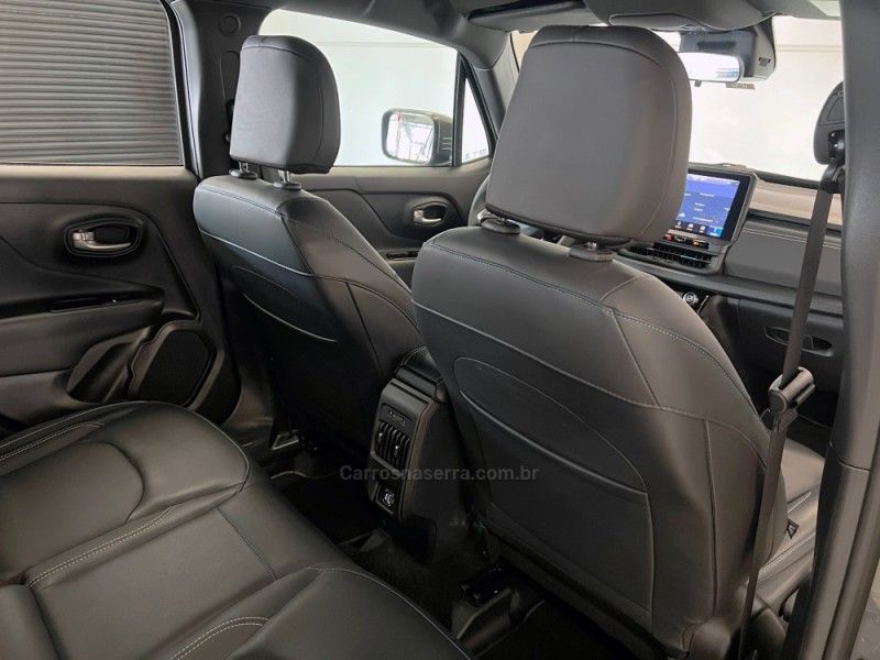 JEEP RENEGADE 1.3 16V LONGITUDE T270 TURBO 4X2 2026/2027 ÓTIMA CAR FLORES DA CUNHA / Carros no Vale